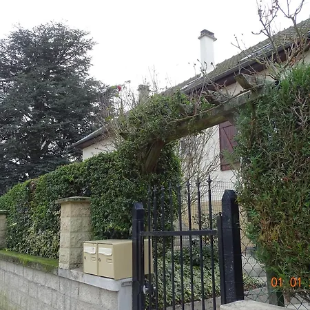 דירה Du Grand Cedre Doue
